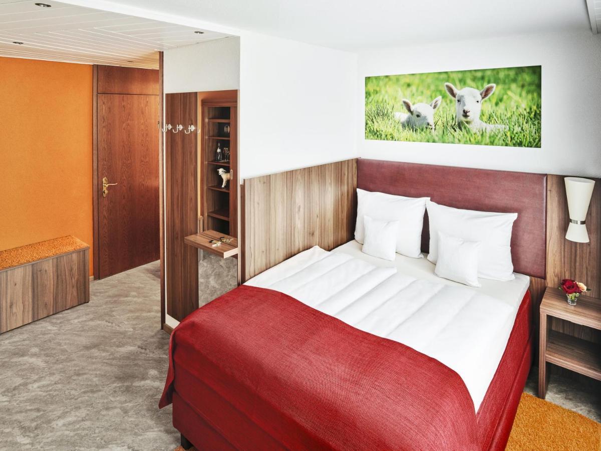 Hotel Lamm Ostfildern Ngoại thất bức ảnh