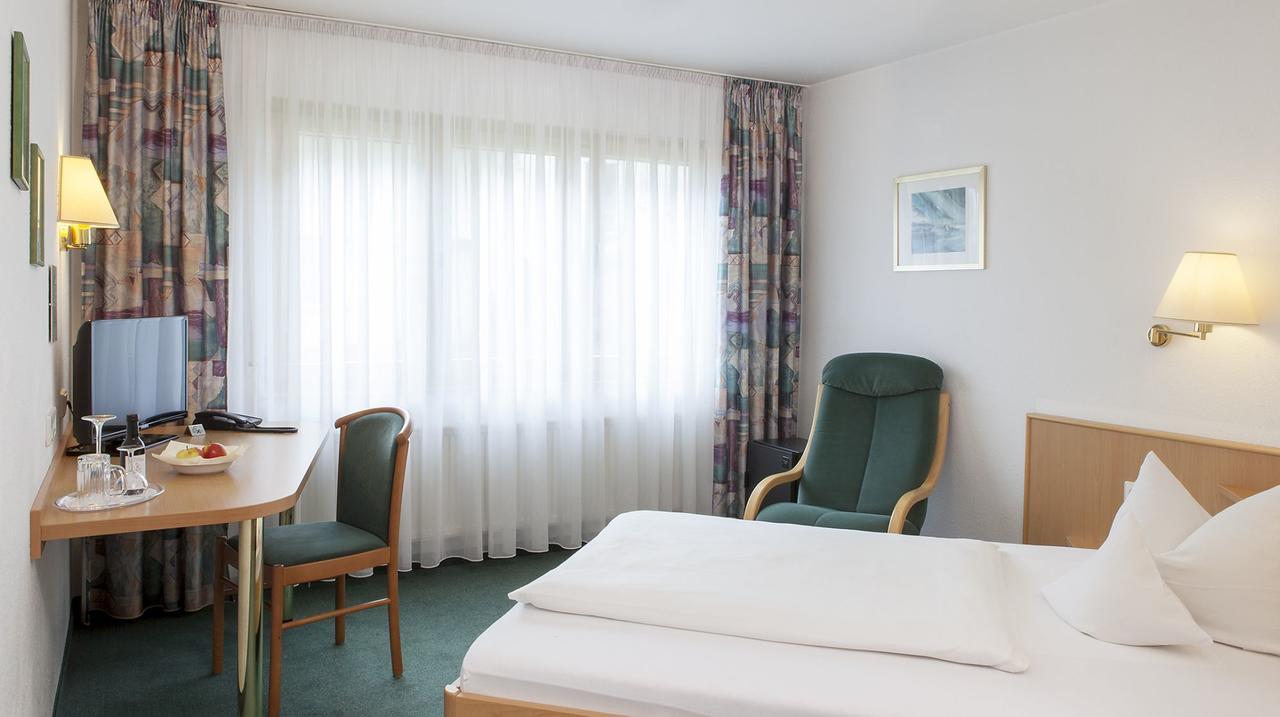 Hotel Lamm Ostfildern Ngoại thất bức ảnh
