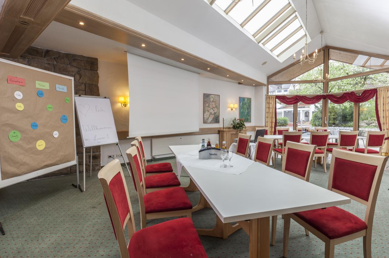 Hotel Lamm Ostfildern Ngoại thất bức ảnh