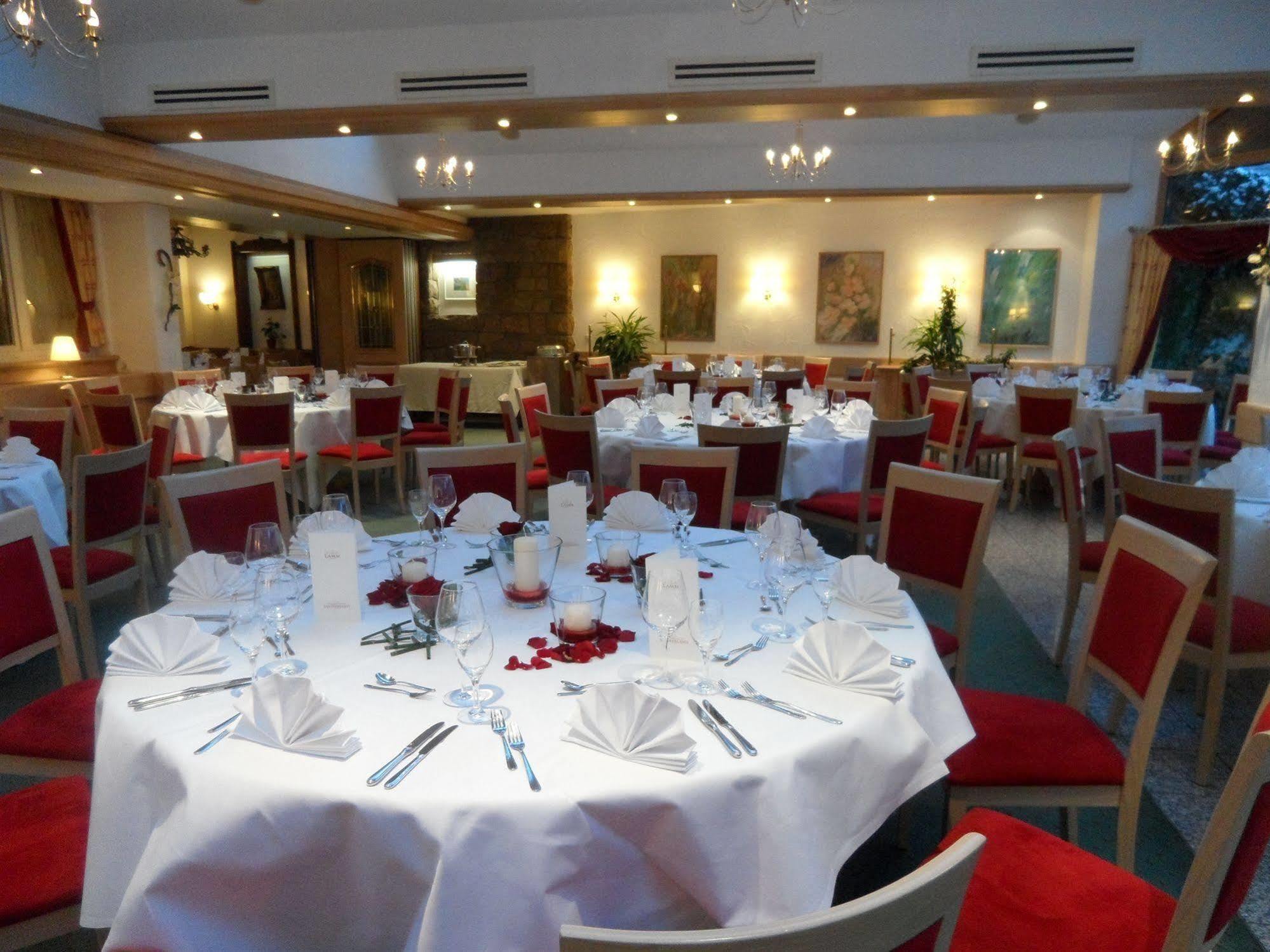Hotel Lamm Ostfildern Ngoại thất bức ảnh